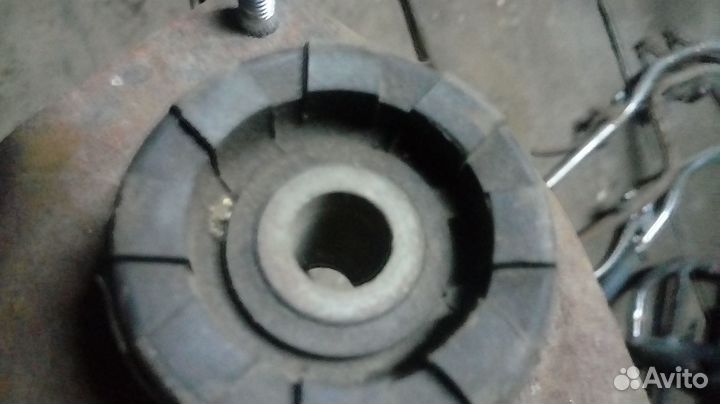 Продам колпак нисан