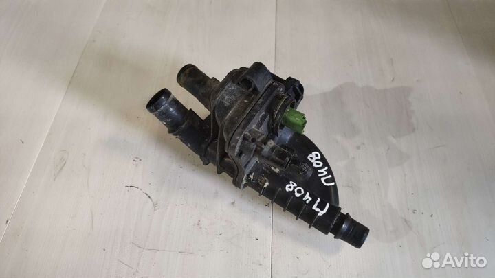 Корпус термостата Peugeot 408 1.6 DV6