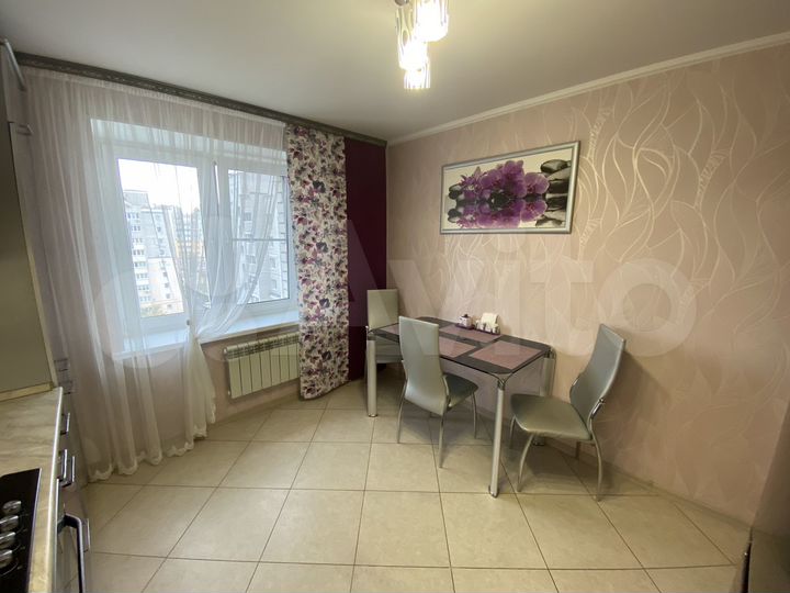 3-к. квартира, 77 м², 8/9 эт.