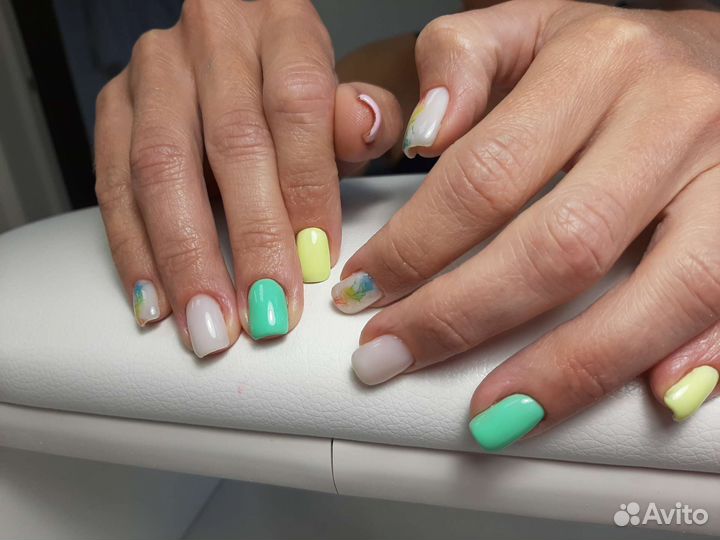 Мастер маникюра и педикюра