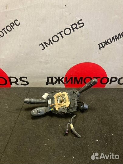 Блок подрулевых переключателей Пежо 208