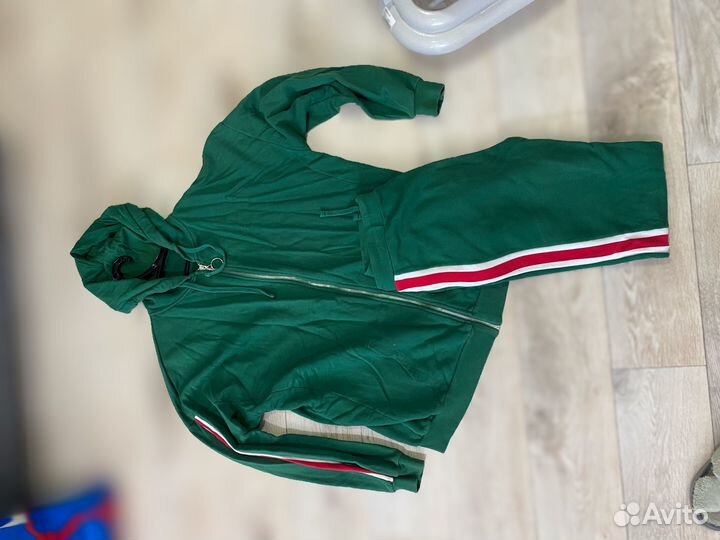 Женская одежда