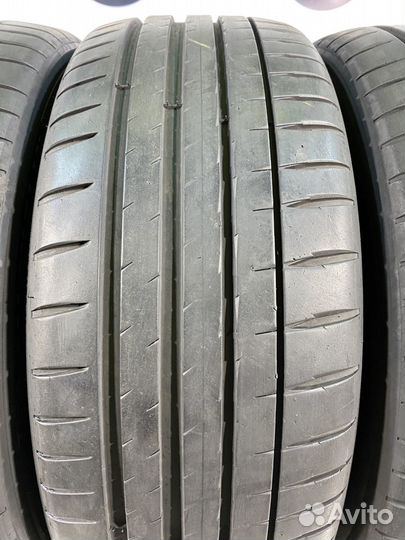 Michelin Pilot Sport 4 225/45 R19 99Y