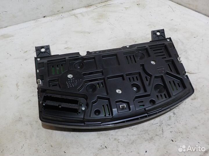 Панель приборов Opel Astra H