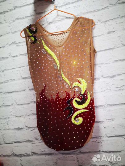 Купальник для художественной гимнастики