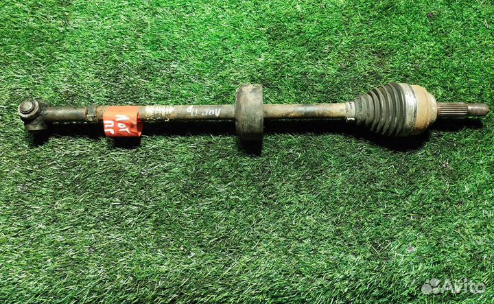 Полуось передняя правая Renault Logan 1