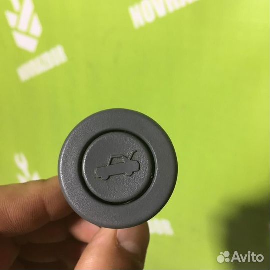 Кнопка открывания багажника Шевроле Лачетти