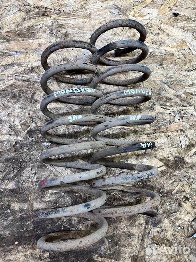 Задняя пружина Ford Mondeo 2 универсал