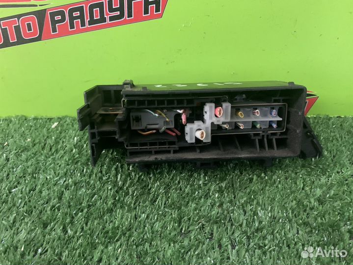 Блок предохранителей nissan FB15,FNB15,SB15 sunny