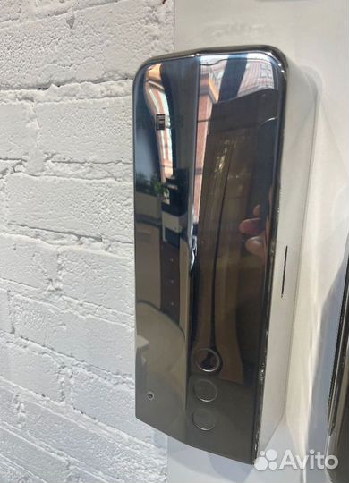 Дозатор для антисептика и жидкого мыла сенсорный