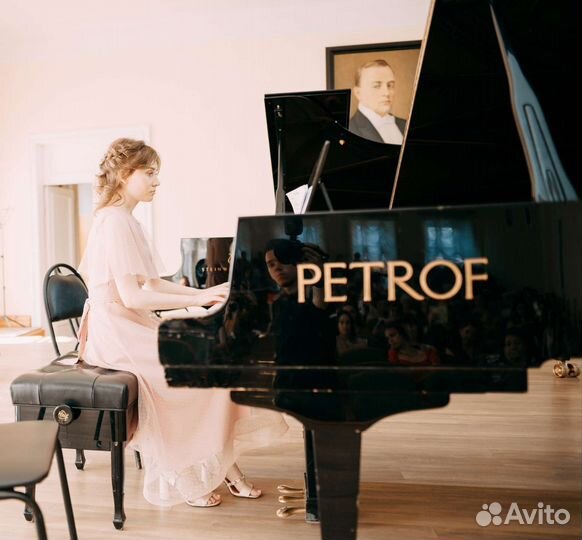 Репетитор по фортепиано
