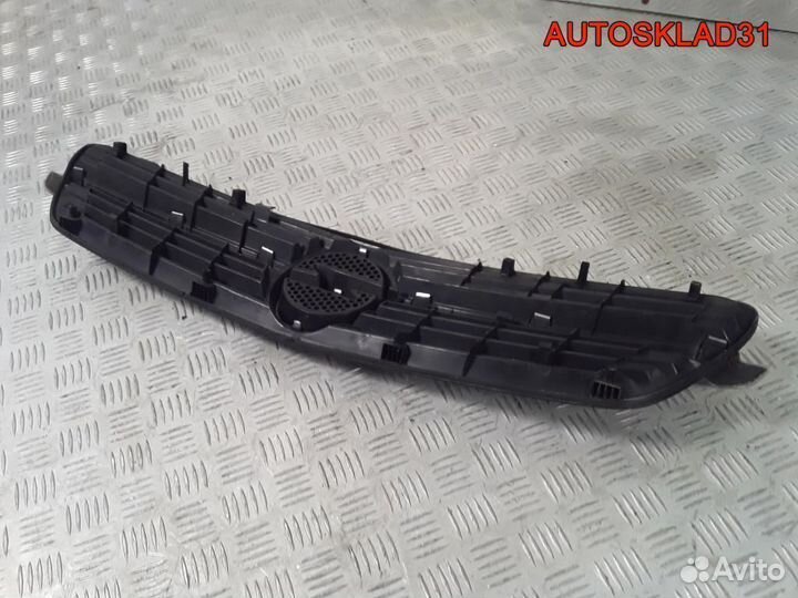 Решётка радиатора Opel Meriva 13117843
