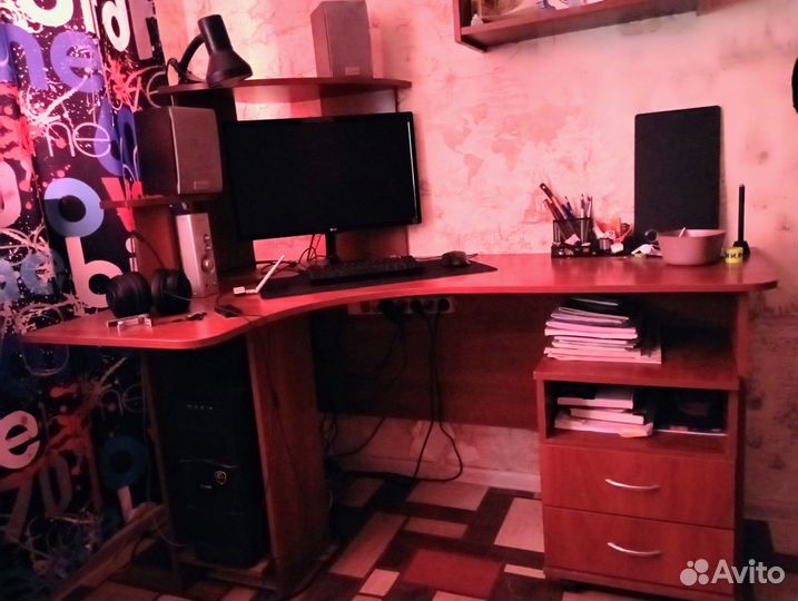 Компьютерный стол бу