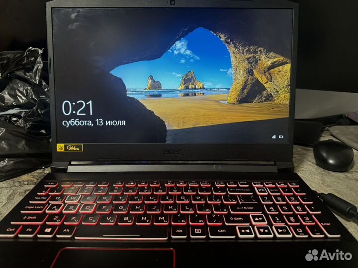 Игровой ноутбук с подсветкой