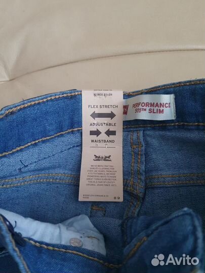 Новые джинсы Levis 511 W25L26 slim р.140.Из США