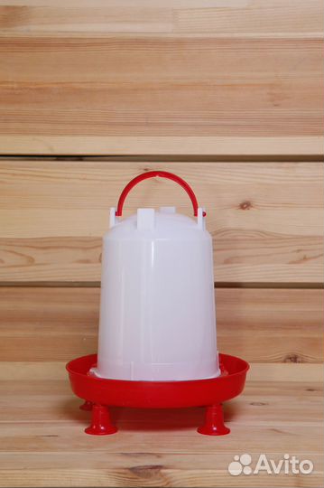 Поилка для кур новая