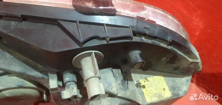 Шевроле нива фара правая AL дефект верхнего уха