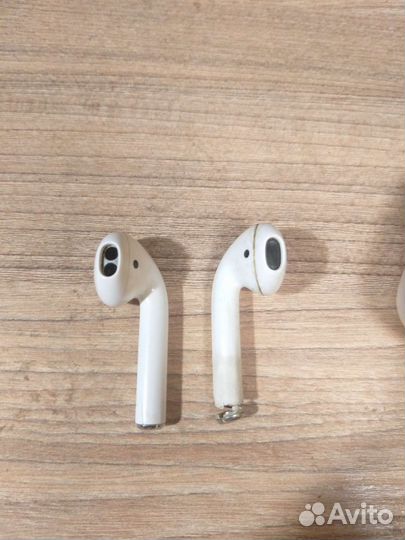 Airpods 1