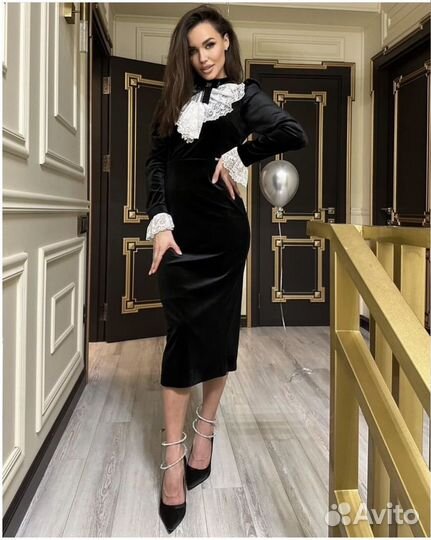 Черное бархатное платье 46/48 размер