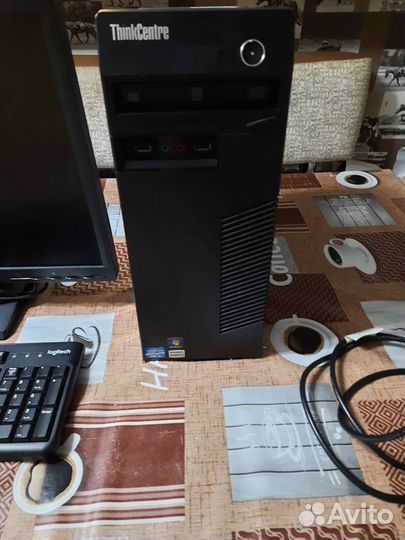 Компьютер) Lenovo ThinkCentre м71е 3156