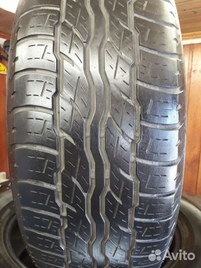 Bridgestone Dueler H/T 687 225/65 R17