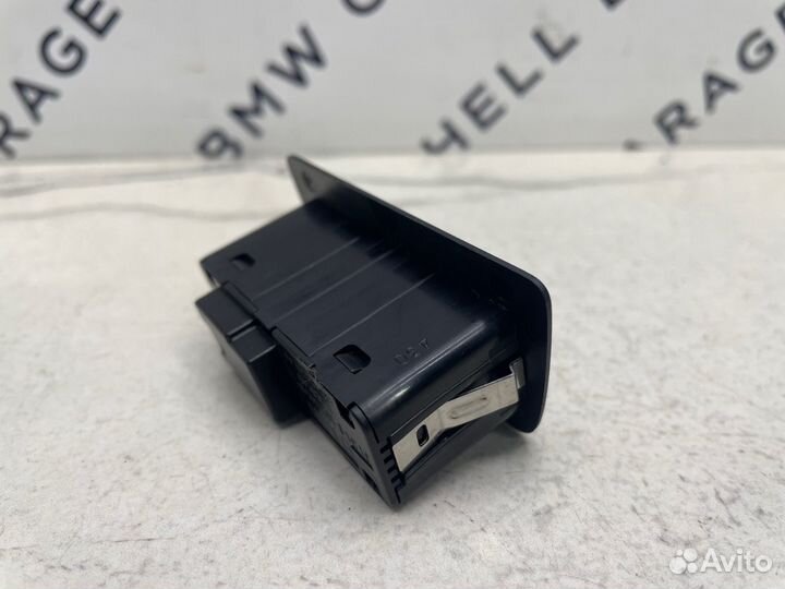 Кнопка закрытия багажника Bmw F01 F02 F10 G20 G30