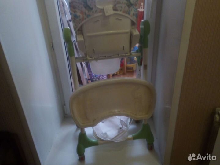 Детский стульчик для кормления