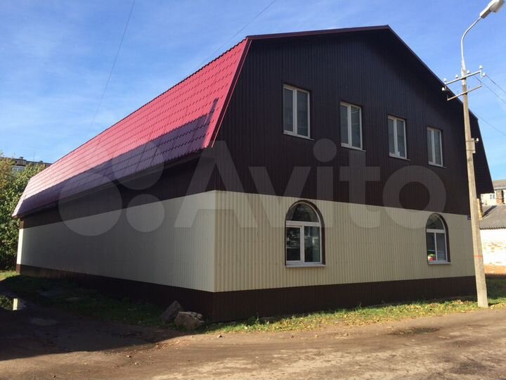Торговое помещение, 575 м²