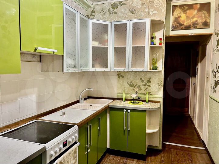 2-к. квартира, 65 м², 3/12 эт.