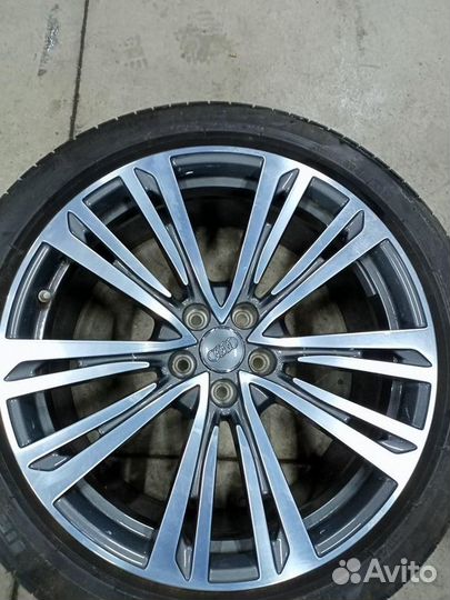 Комплект колес Audi A8 D5 Pirelli 265/40 R20