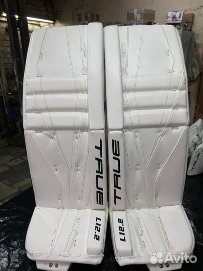 Хоккейные щитки true