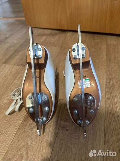 Фигурные коньки risport 195