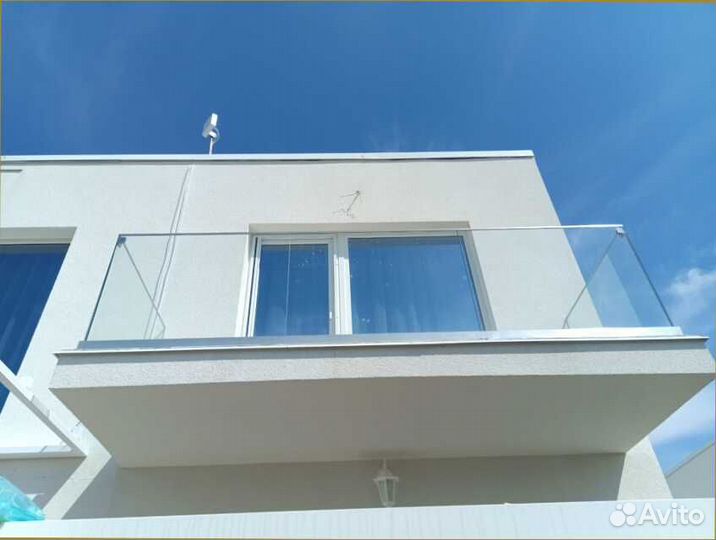 Ограждение для балкона из стекла