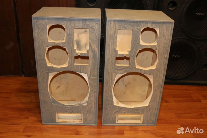 Новые корпуса от радиотехника S-90D F