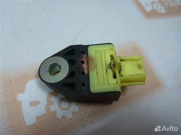 Датчик удара Toyota Camry ASV50 2AR-FE 2012