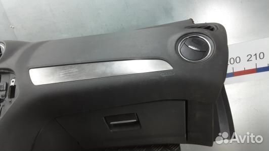 Панель приборов (торпедо) ford mondeo 4 (ZSE08IS01