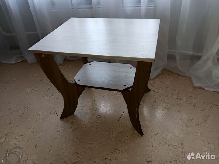 Журнальный столик бу