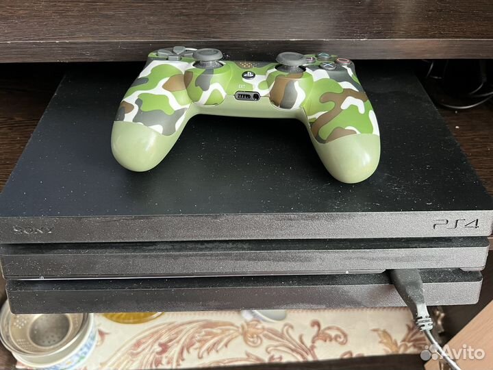 Sony PS4 pro 1tb+ диски