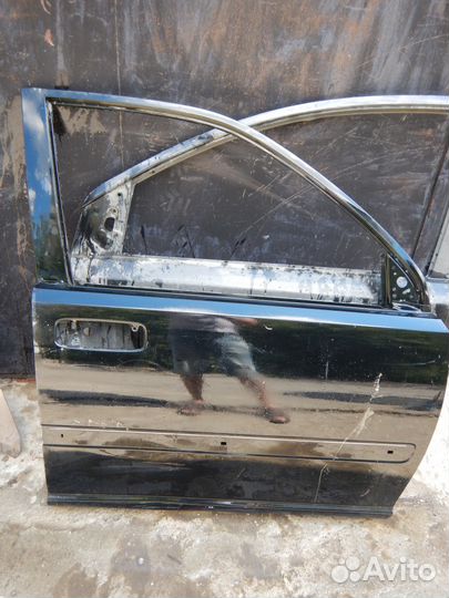 Дверь передняя правая Nissan X-Trail T30