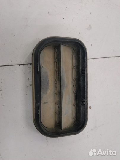 Решетка вентиляционная задняя Ford Focus 2