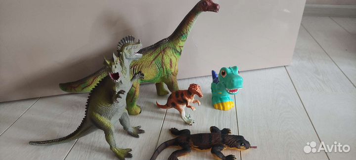 Дракон и динозавр