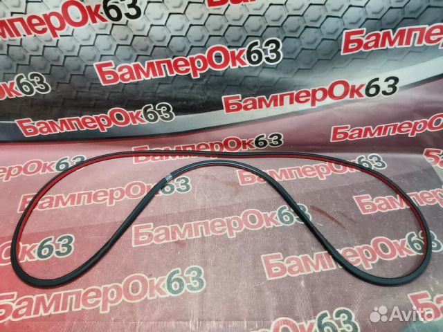 Уплотнитель двери Volvo S90