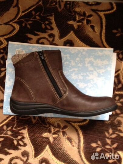 Ботинки женские