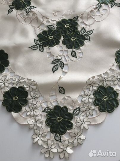 Скатерть, салфетка чайная. Можно на пасху