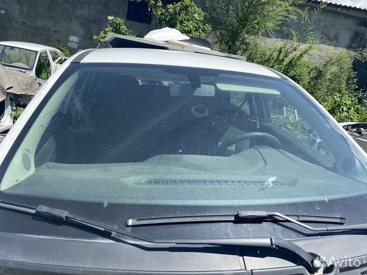 Фаркоп на renault duster