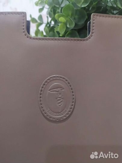 Чехол для планшета Trussardi. Кожа. Оригинал