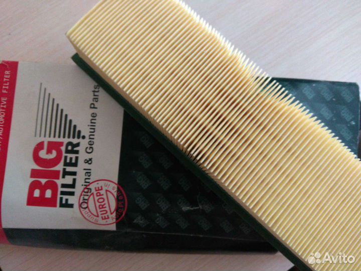 Воздушный фильтр Рено Логан 2