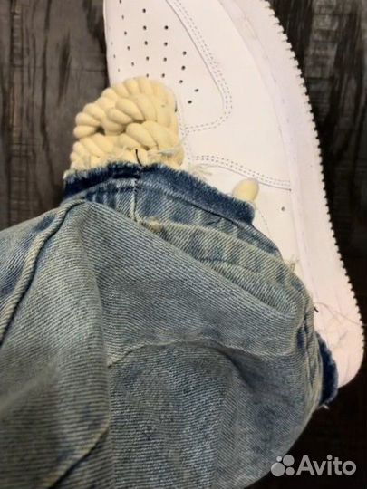 Джинсы Zara Viral Flared Jeans