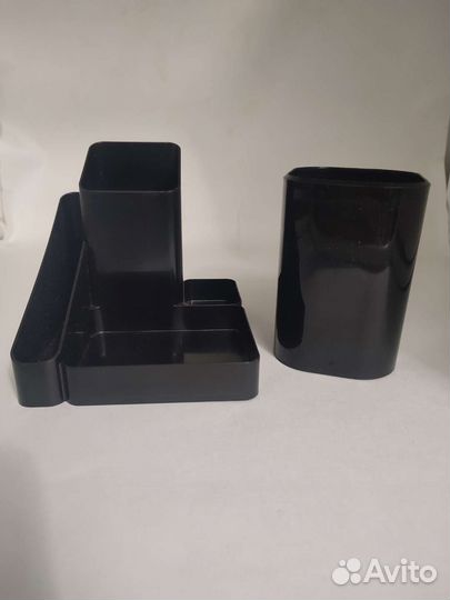 Настольная подставка-органайзер