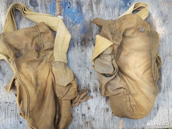 Две сумки и один фильтр на противогаз